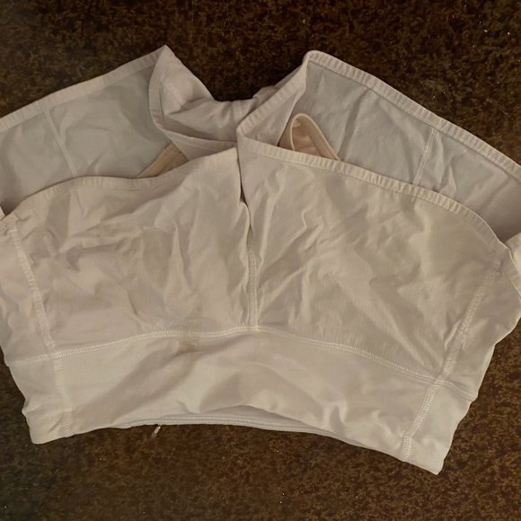 Lululemon white speed up sizes 4 shorts 2.5 - Picture 3 of 4